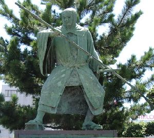 弁慶銅像